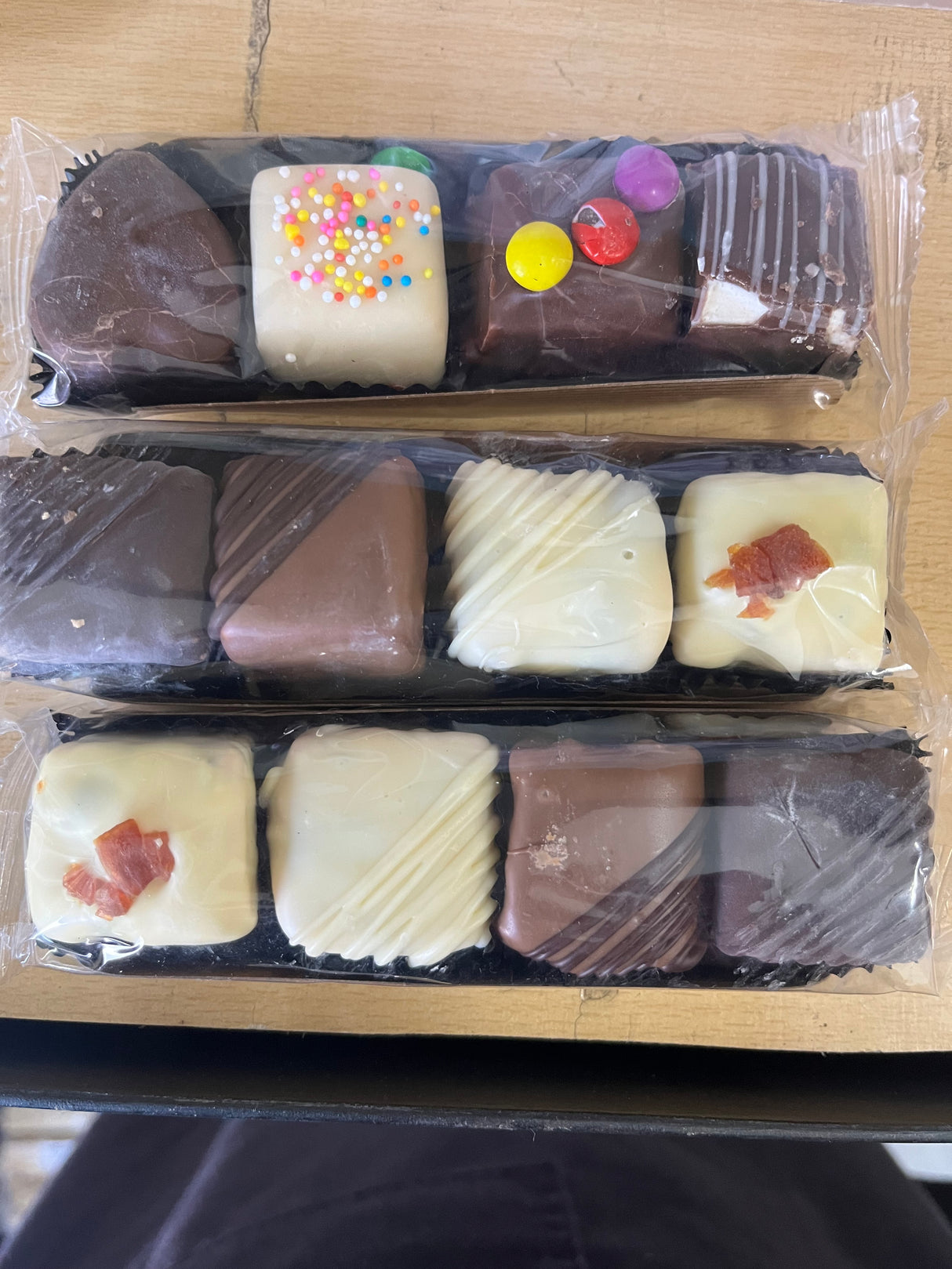 10x R10 items for R50