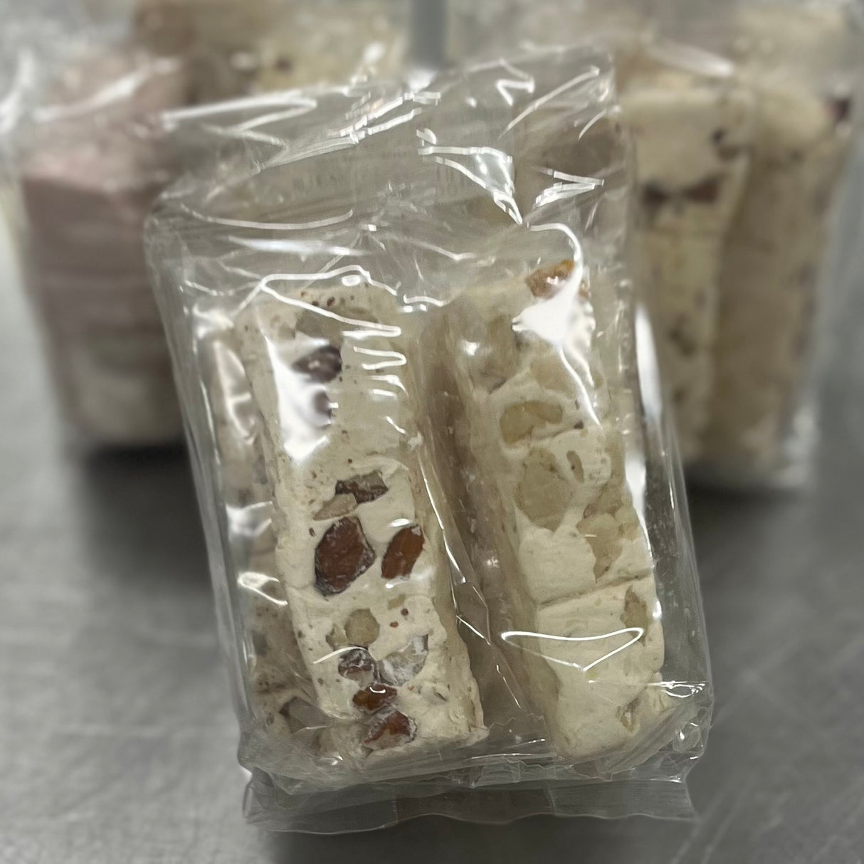 Nougat Mix - 1 Bag with 6 mini bars