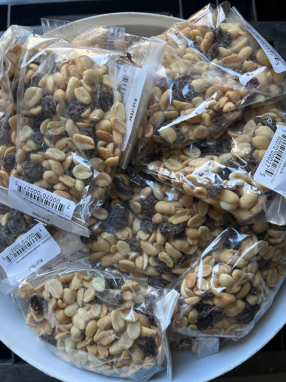 10x R10 items for R50