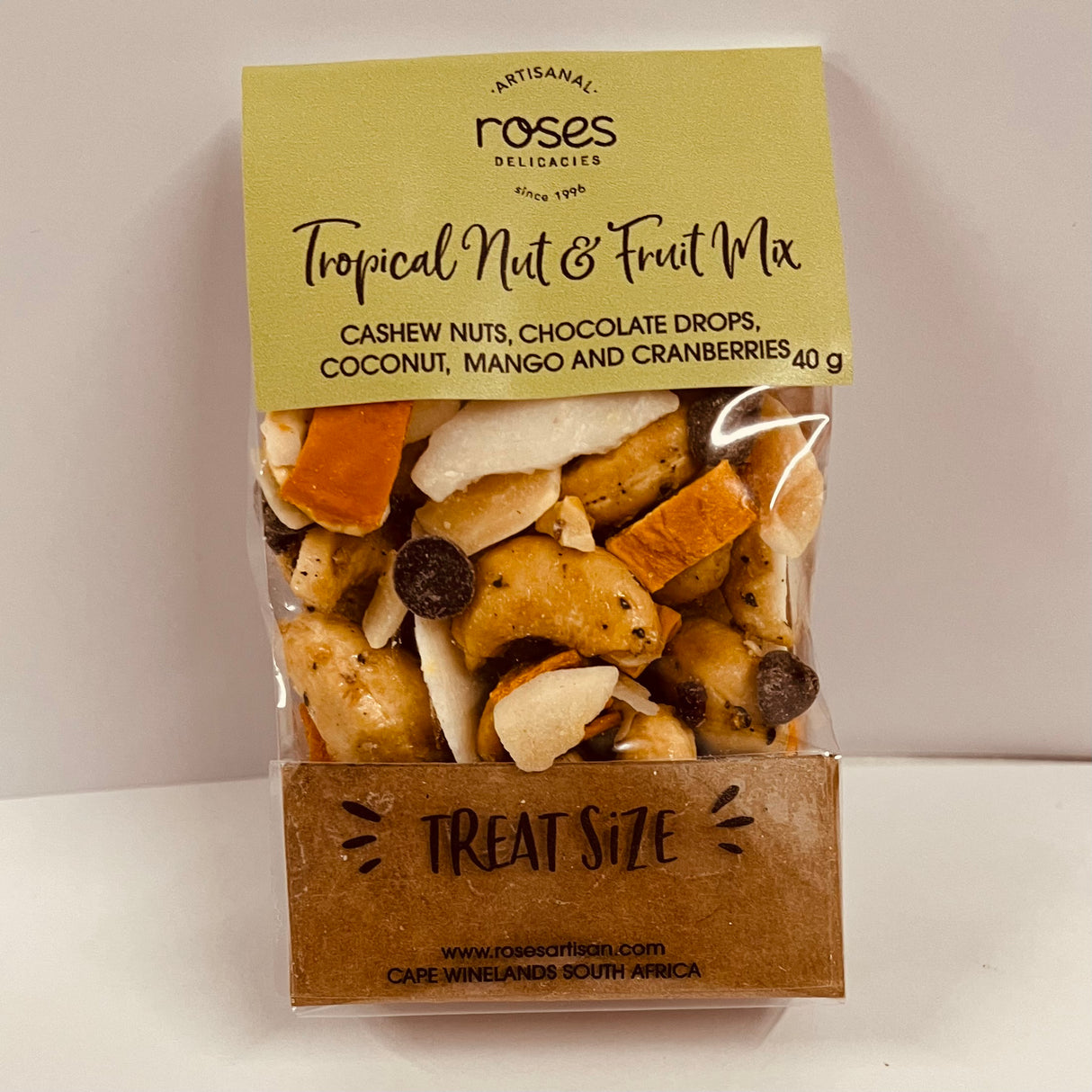 Tropical Nut & Fruit Mix 40g Treat Size